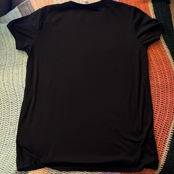 Paw Print 🐾 T-Shirt - Picture 2 of 5